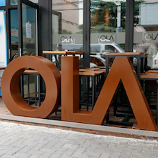 OLA 酒吧及餐厅——OLA 酒吧及餐厅与凯发k8国际首页登录MG+DXR扩声系统